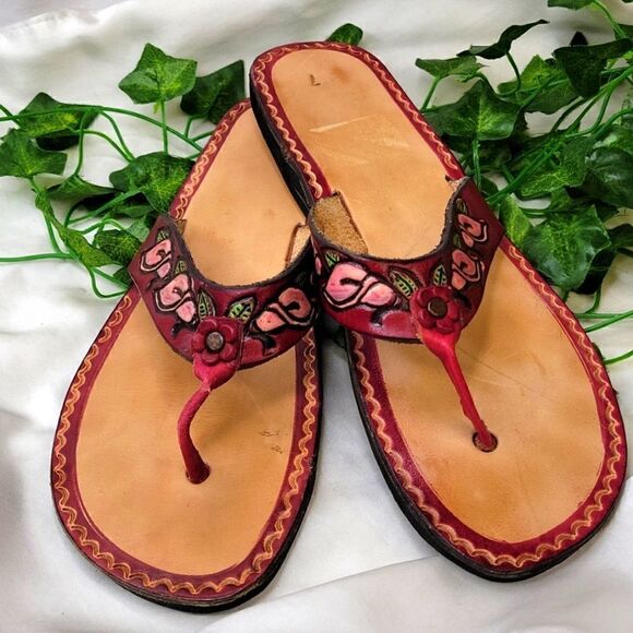 Handmade Leather Flip Flops. Absolutely Beautiful. Like New - Picture 1 of 7